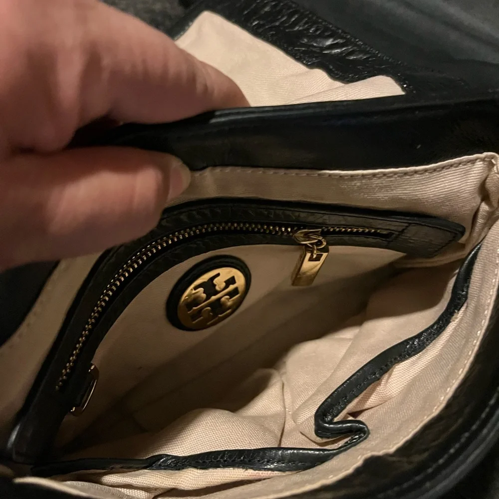 Tory Burch Black leather studded crossbody - Picture 9 of 13